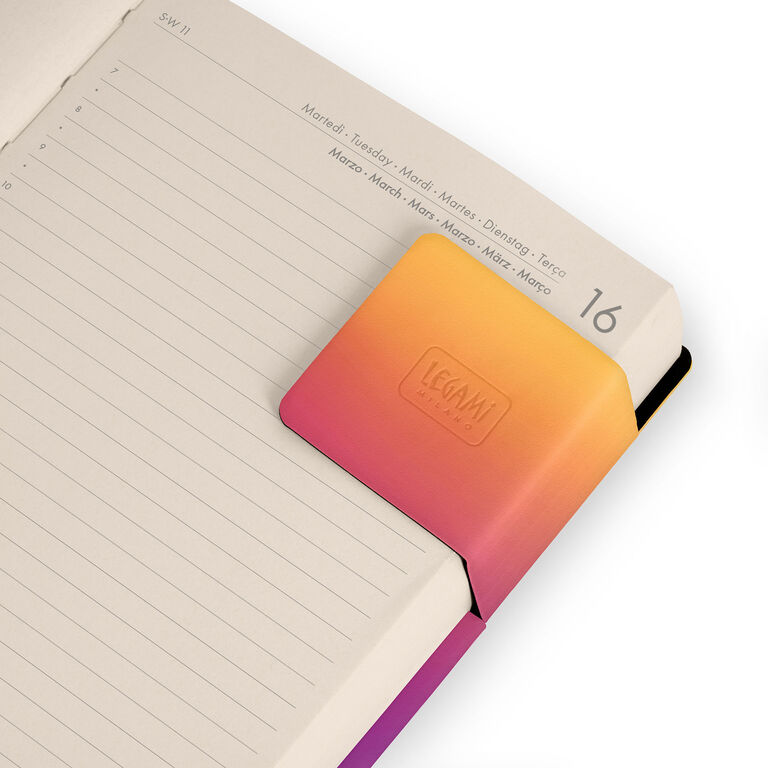 16-Month Medium Daily Diary for 2026/2027 - Sunset Vibes