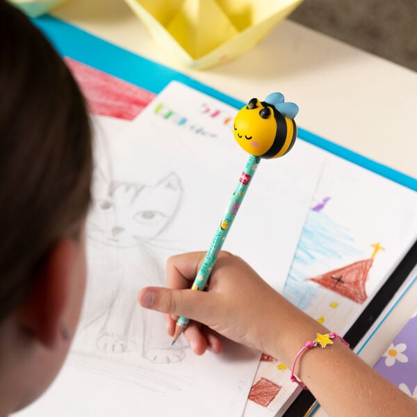 Pencil with Squishy Bee "Be Different" - Squeezies Pencil with Squishy Bee "Be Different" - Squeezies