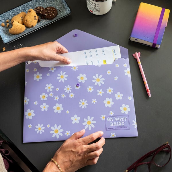Document Folder - Fold & Order - Daisy Document Folder - Fold & Order - Daisy