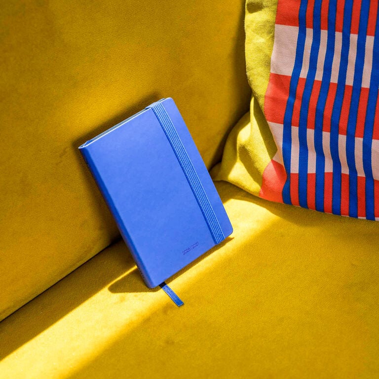16-Month Small Weekly Diary for 2026/2027 - Sunrise Lover - With Notebook