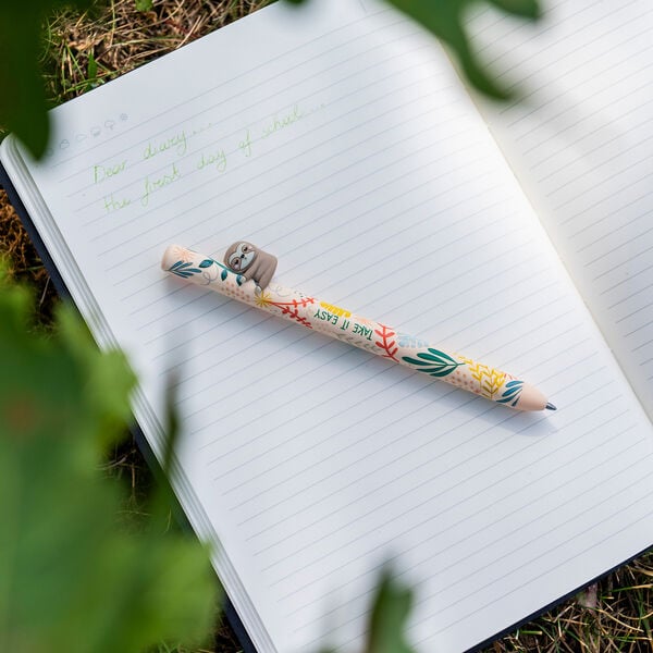 Retractable Ballpoint Sloth "Take it Easy"- Free Hugs Retractable Ballpoint Sloth "Take it Easy"- Free Hugs