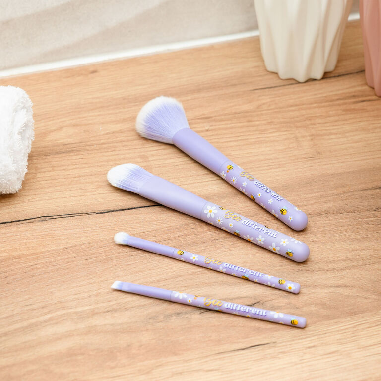 Set of 4 Bee Makeup Brushes - Oh My Glow!