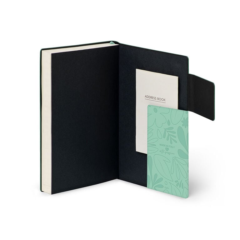 16-Month Medium Daily Diary for 2026/2027 - Botanic Garden