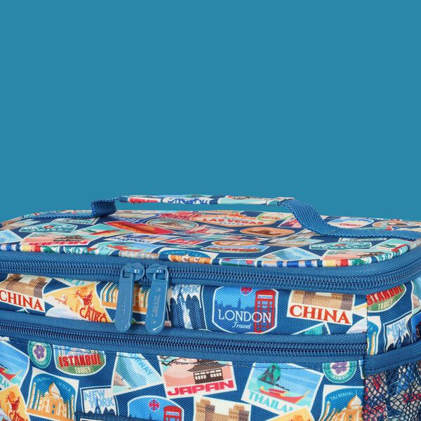 7.7 l Lunch Bag - Travel Stickers - Lunch Bag